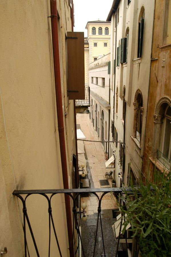 Il Panorama Di Giulietta Apartment Verona Exterior foto